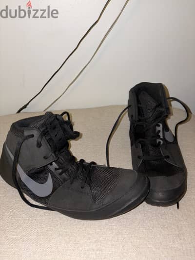 Nike fury wrestling shoes