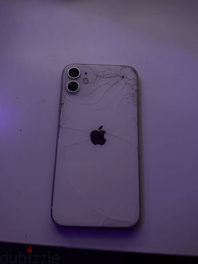 Apple - iPhone 11 1