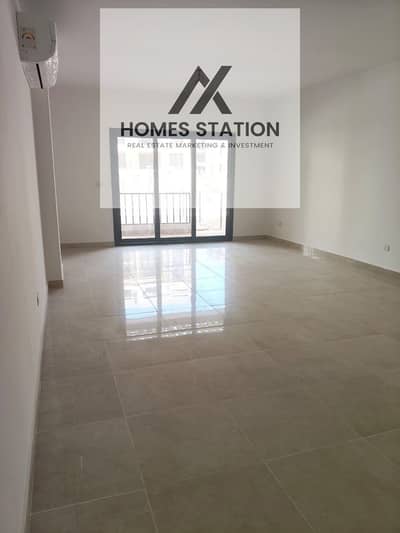 شقة مميزة للإيجار في مراسِم – Fifth Square | 170م + جاردن 100م | 3 غرف
