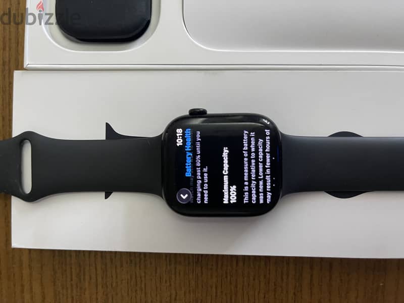 Apple watch series 10 Battery 100% 4
