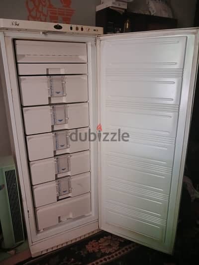 ديب فريزر كريازي 6درج للبيع