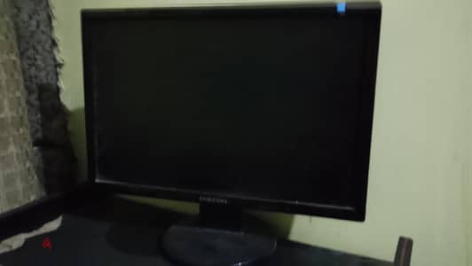 بيع شاشه سامسونج مش مستخدمه ف البيت نهائي