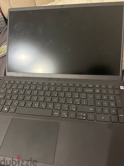 Dell vostro 3520 (perfect condition) barely used