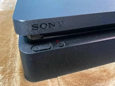 ps 4Slim