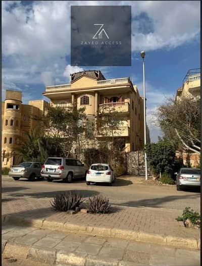 Apartment for Sale in Sheikh Zayed – 13th District, First Neighborhood | 165 SQM
