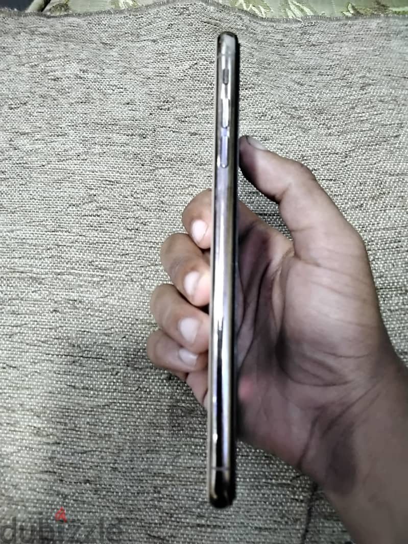 Apple - iPhone XS Max 5