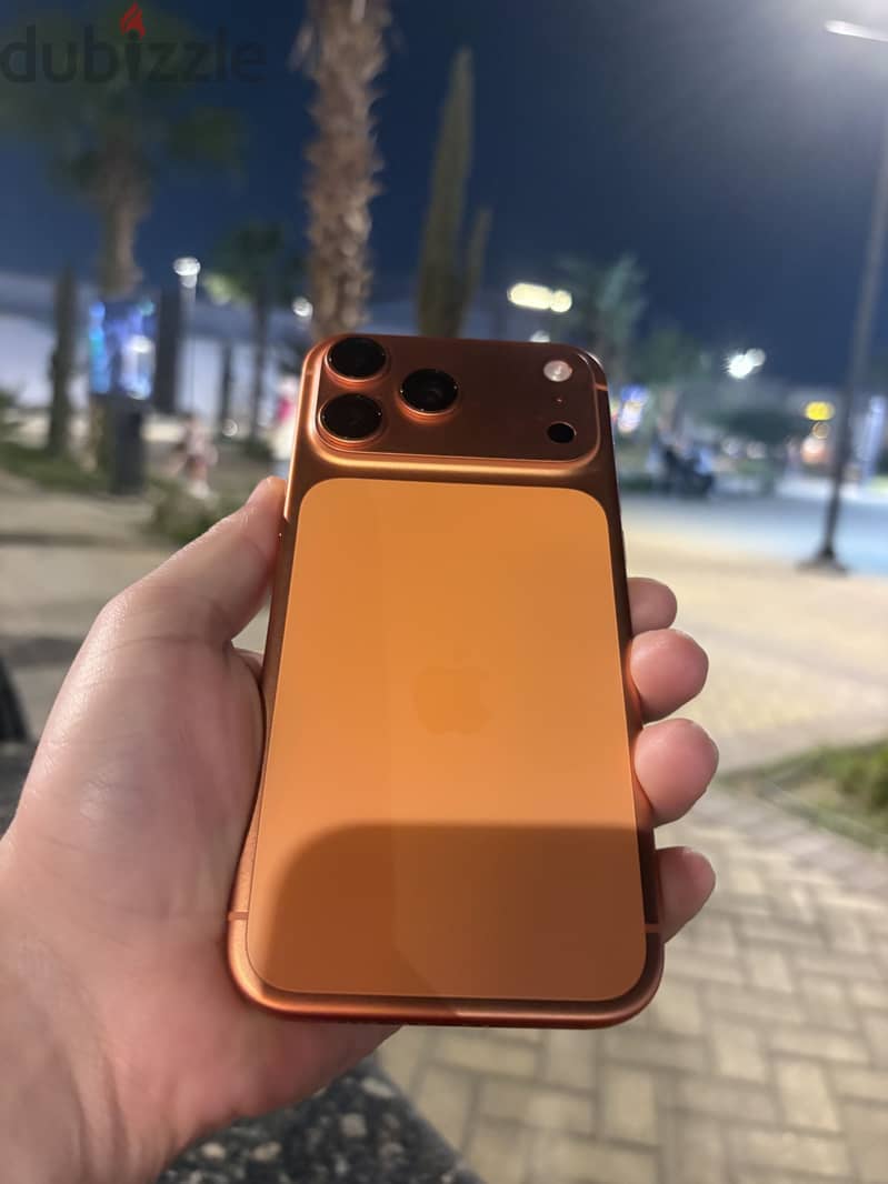Apple - iPhone 17 Pro Max 7