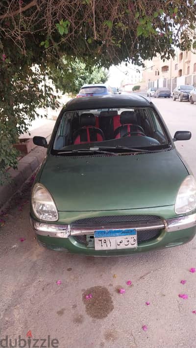 دايهاتسو سيريون 2000