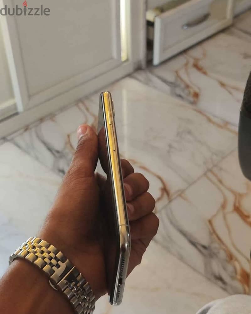 Apple - iPhone XS Max 1