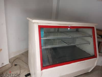 تلاجه عرض