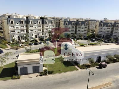 شقه متشطبه بالتكييفات في كمبوند Mountain View Hydepark للايجار