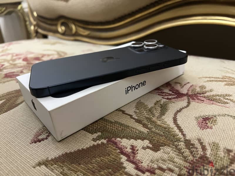 Apple - iPhone 15 Pro Max 2