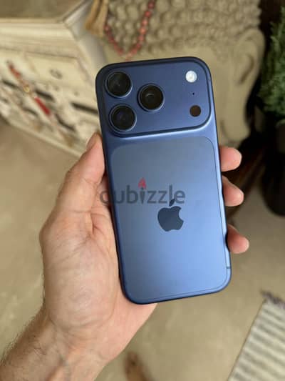 Apple - iPhone 17 Pro