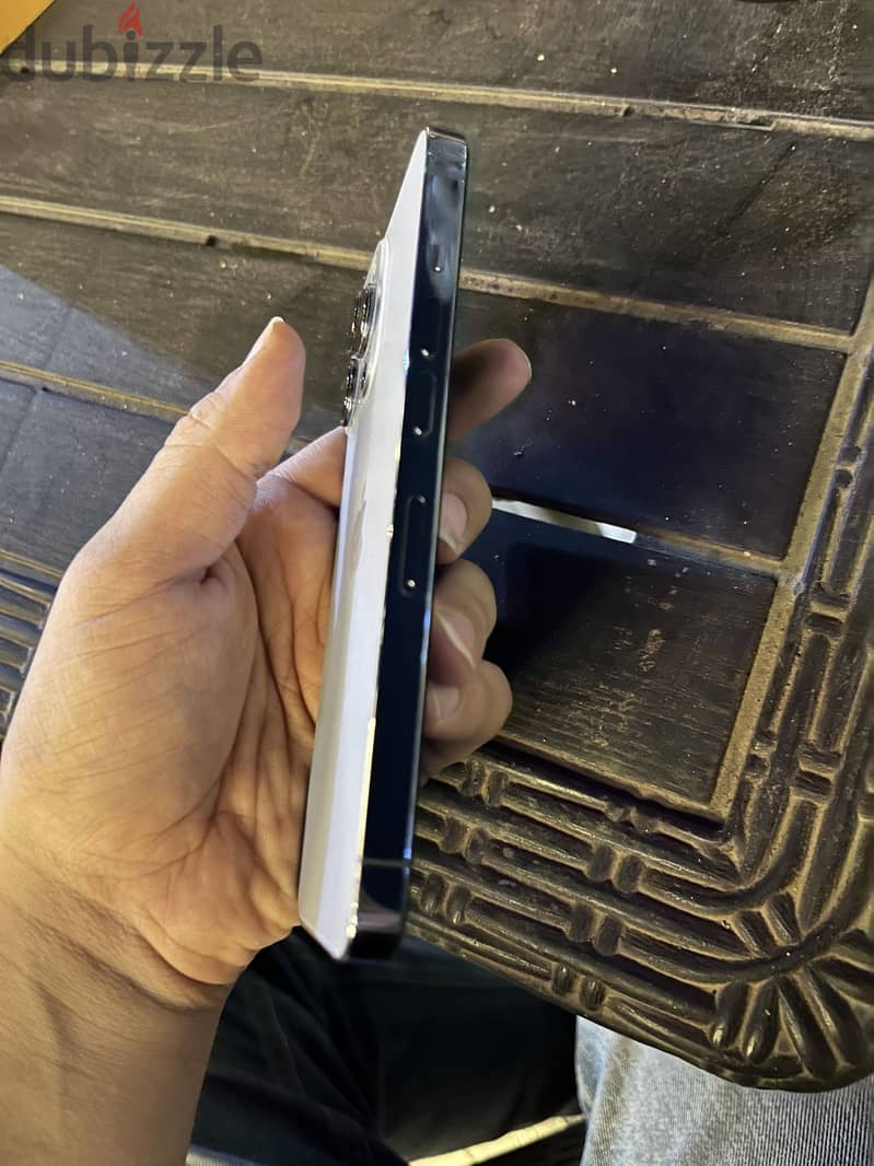 آبل - آيفون 13 برو 1