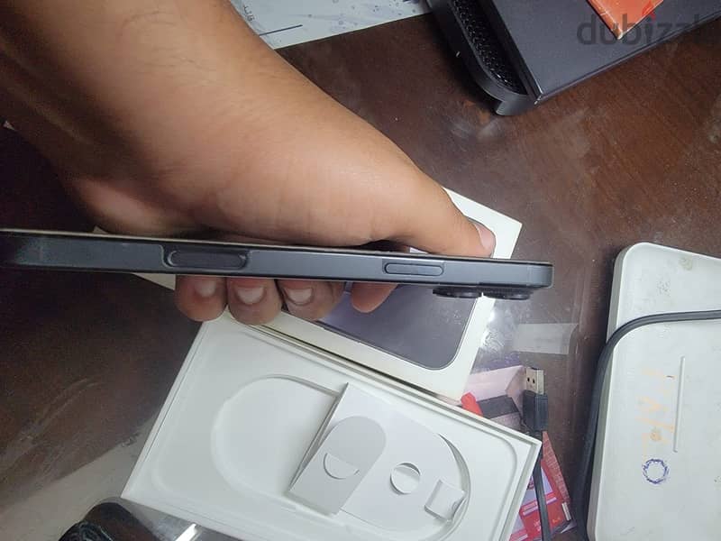 Apple - iPhone 16 Pro Max 4