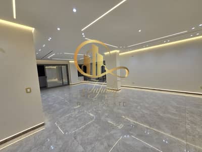 Apartment for sale, ultra-super luxurious, Al-Saada Street, Emerald Compound, Zahraa Al-Maadi