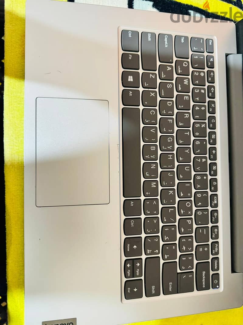 Lenovo ideapad 1 3