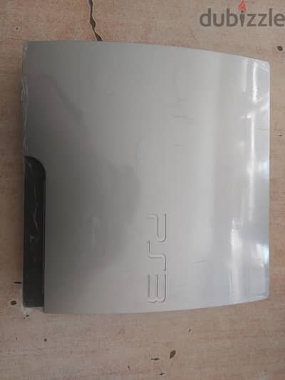 ps3 متعدل بالدراع عليه العاب كتير جدا
