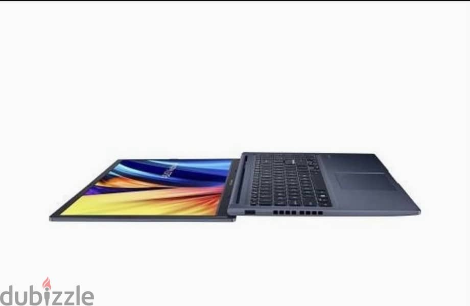ASUS Vivobook X1504VA. 3