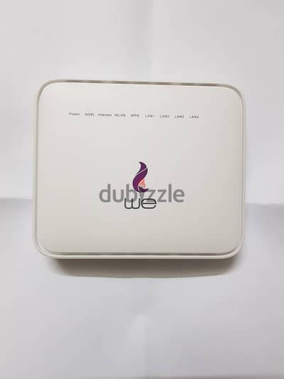 3 routers شغالين بالكراتين بمحتوايتهم