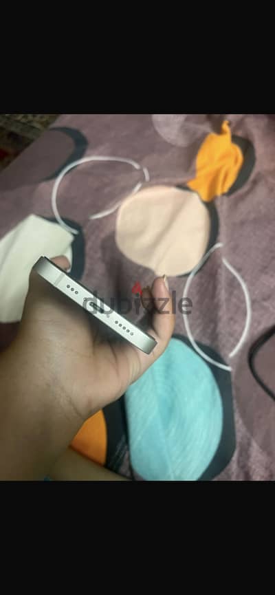 Apple - iPhone 13