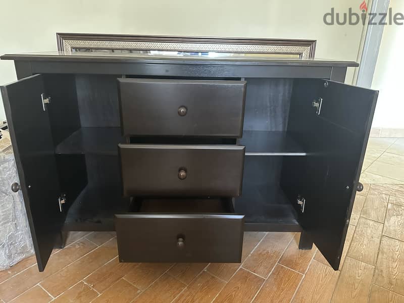 غرفة سفرة كاملة من هوم سنتر بحالة ممتازة - Home Center Dining Room 1