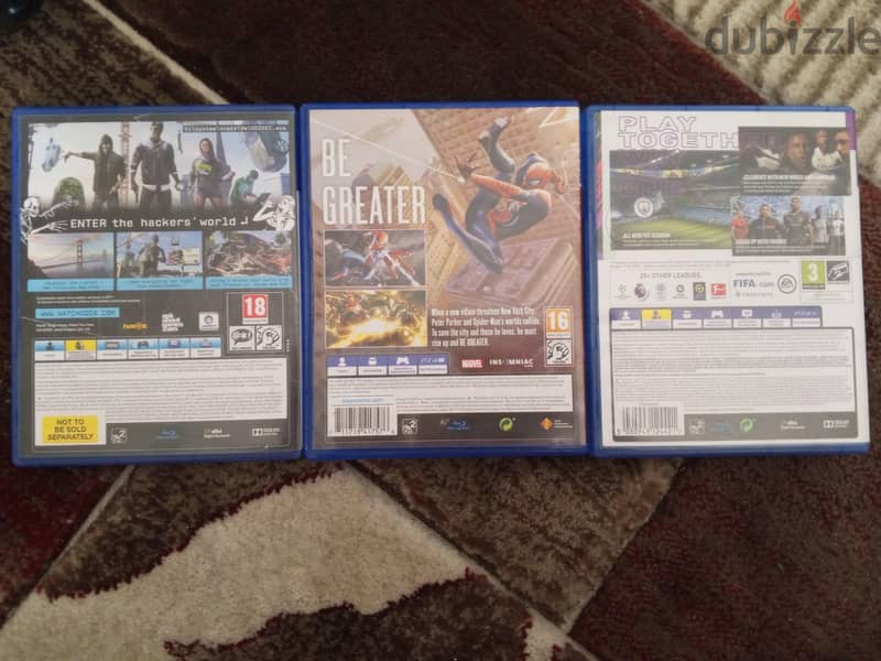 PS4 Slim 500 GB + 2 Controllers + 3 Games (Cds) 4