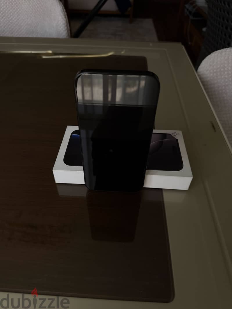 Apple - iPhone 16 Pro Max 3