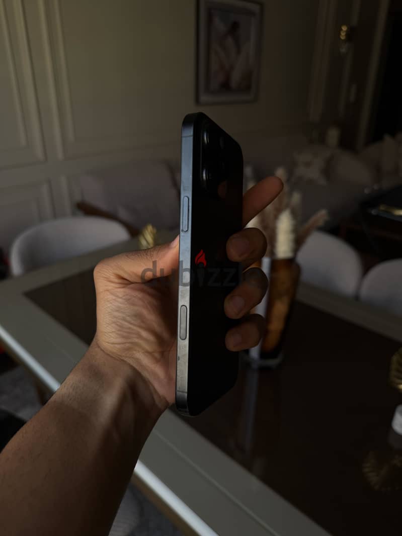 Apple - iPhone 16 Pro Max 4