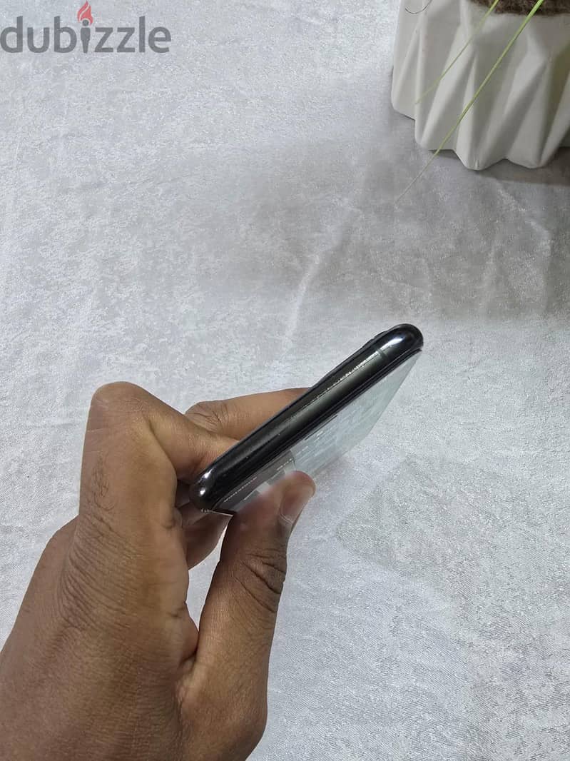 Apple - iPhone 11 Pro 5