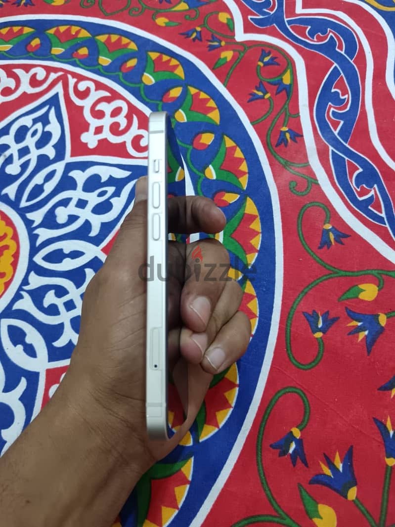 آبل - آيفون 14 4