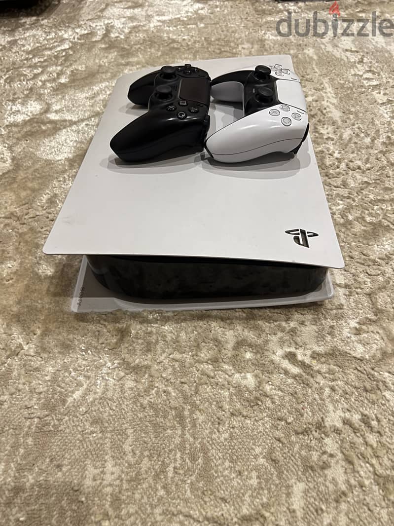 Playstation 5 digital (1T) 4