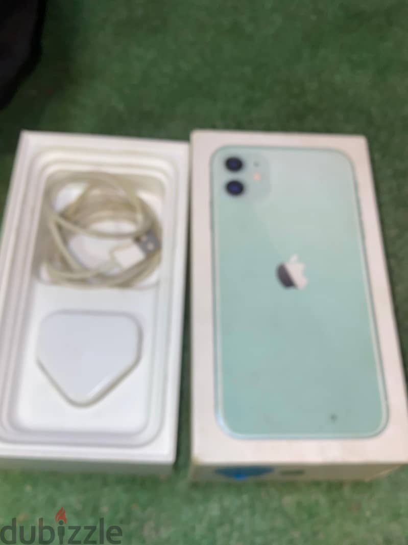Apple - iPhone 11 4