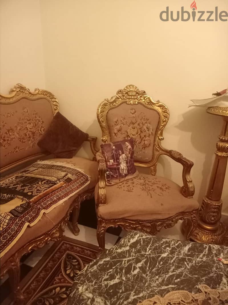 صالون للبيع 1