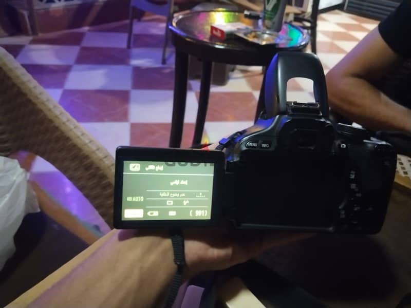 Canon EOS Rebel T3i 2