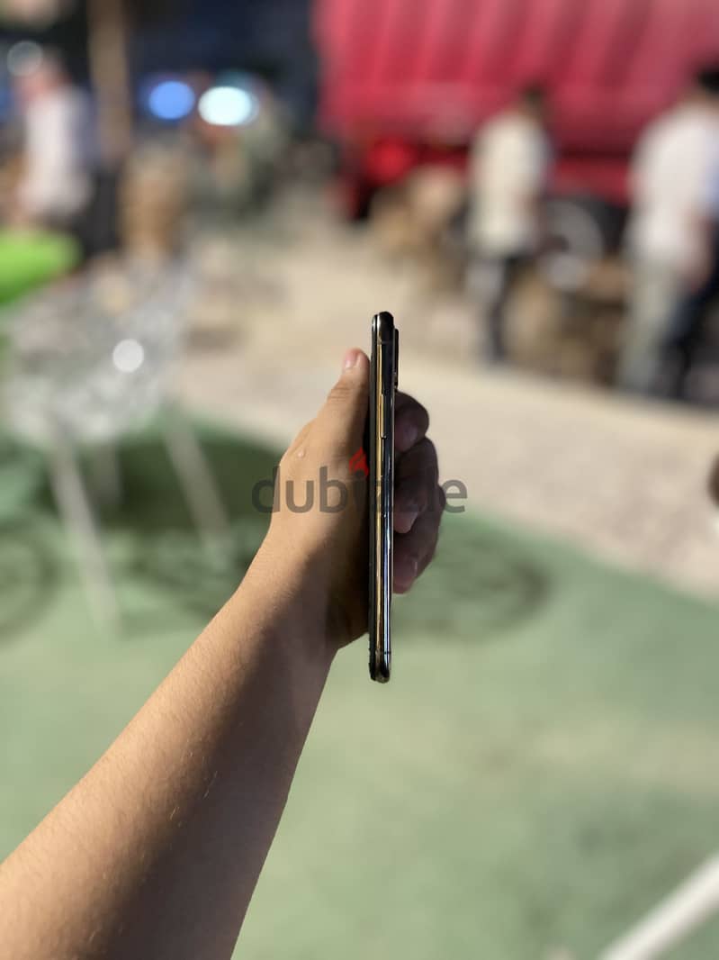 Apple - iPhone XS 5