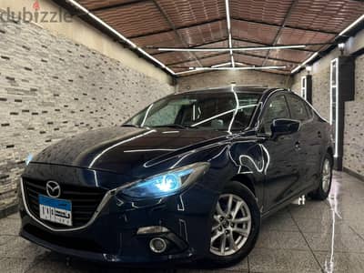 مازدا 3 2015 فابريكة بالكامل 160الف كيلو متر  صيانه منتظمه
