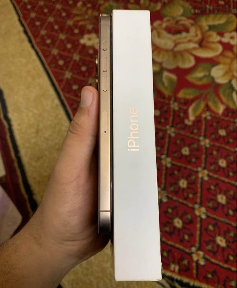 16 pro max 256g خطين Za 3