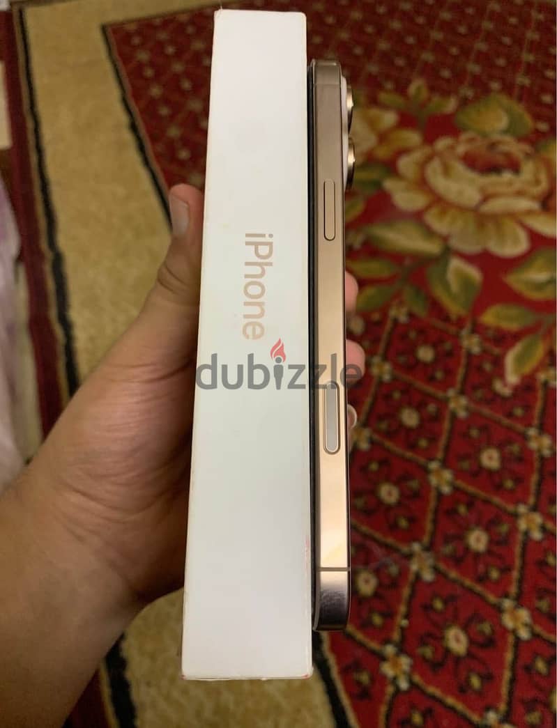 16 pro max 256g خطين Za 4