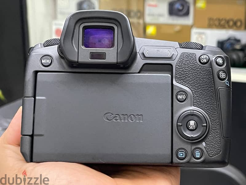Canon r 1