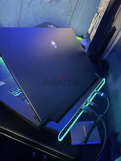 Alienware m15 r4 RTX 3070 300 HZ