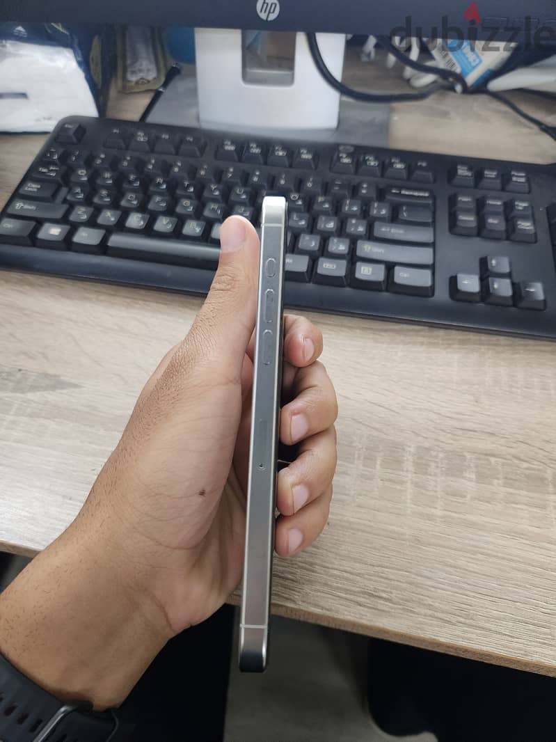 Apple - iPhone 15 Pro Max 2