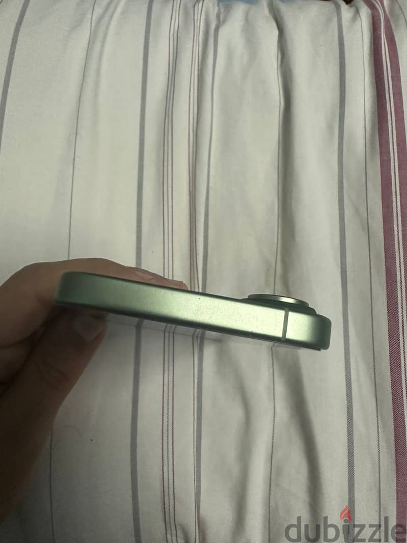 Apple - iPhone 17 & ايفون 17 4
