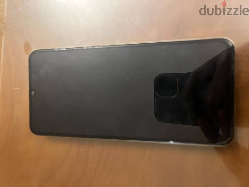 Realme C61 1
