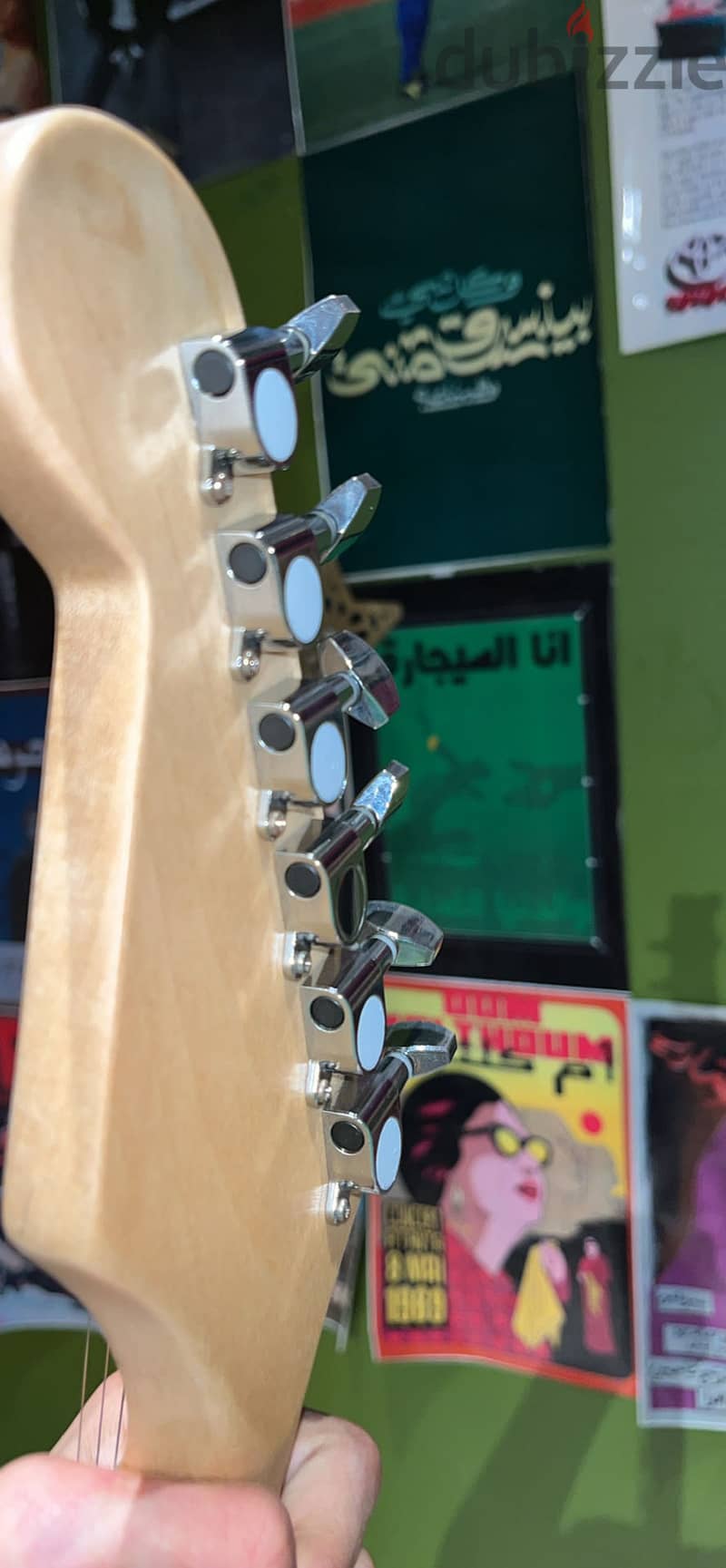 Sqoe electric guitar 1