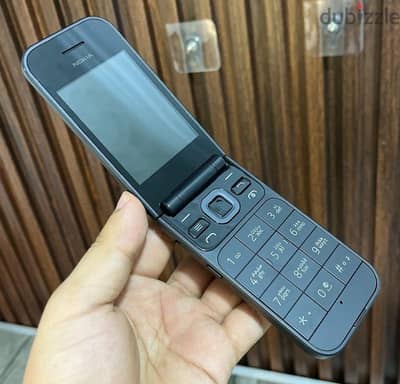 1 موبايل فليب2720 4G#  لو بتدور على موبايل #عملي، خفيف وسهل الاستخدام#