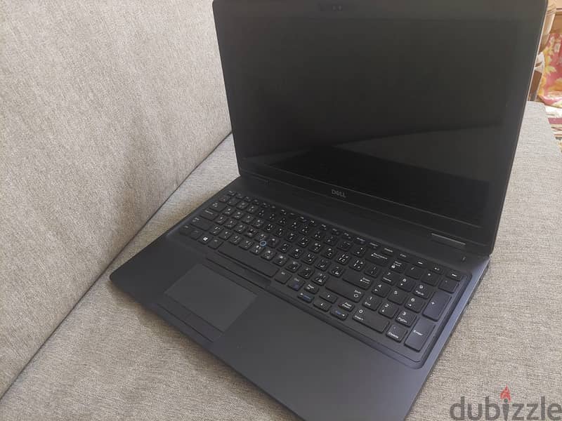 Dell precision 3530 1