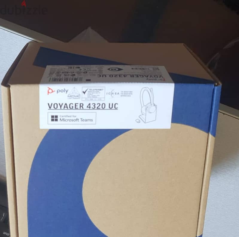 Headset Poly Voyager 4320 UC  Bluetooth headset for call center 2