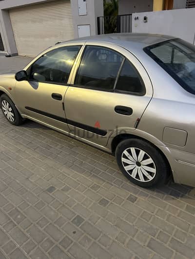 Nissan Sunny 2005