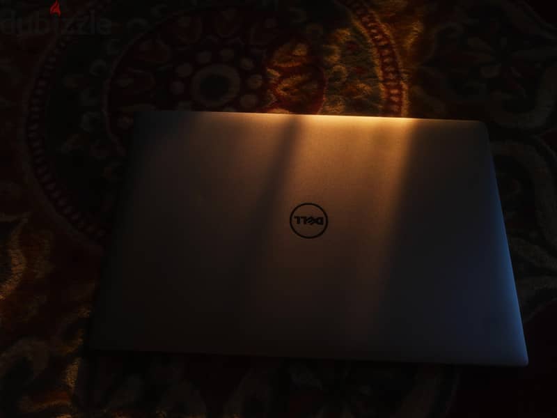 Dell precision 5520 1